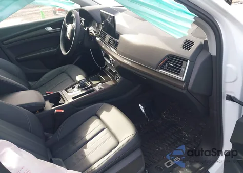 2024 Audi Q5 Premium 40 Tfsi Quattro S Tronic z USA, uszkodzony, nr VIN WA1ABAFY2R2028198